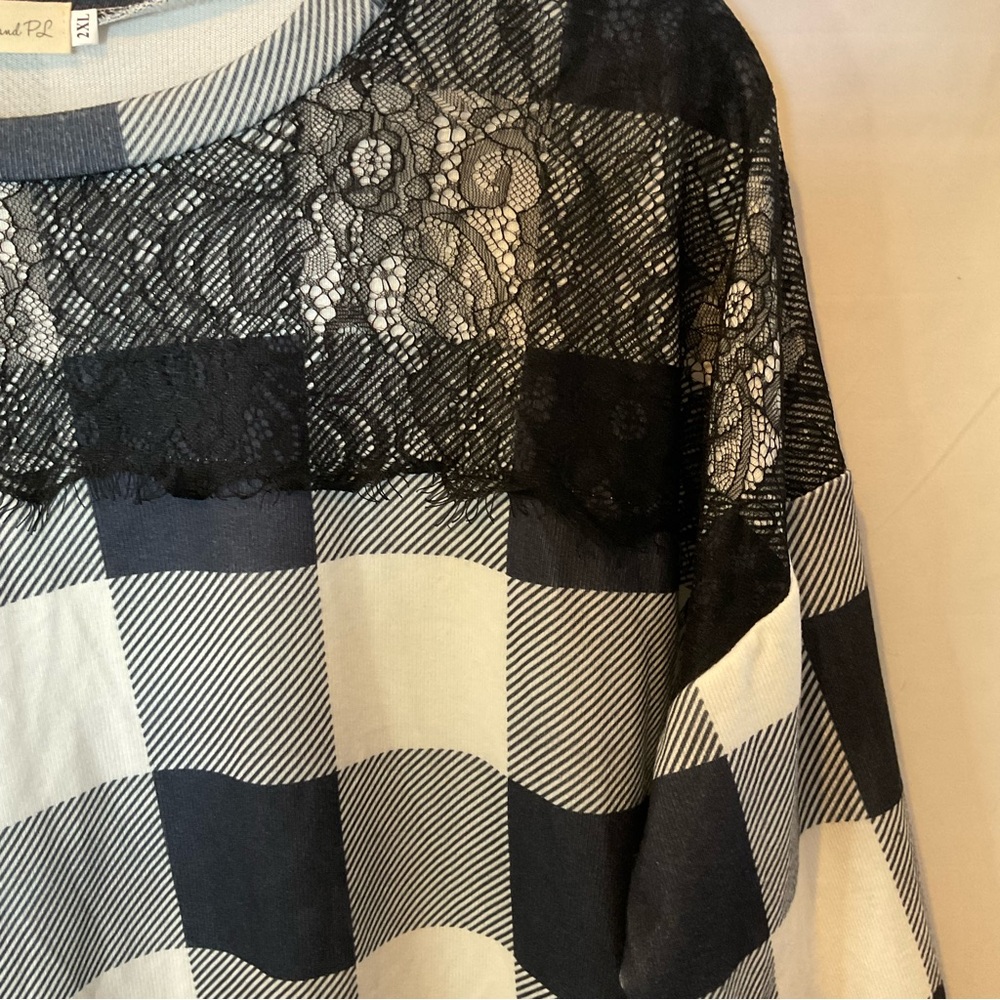 Women’s Long Sleeve White Buffalo Plaid Shirt w/Black Lace Detail Plus Size 2XL - Picture 11 of 16